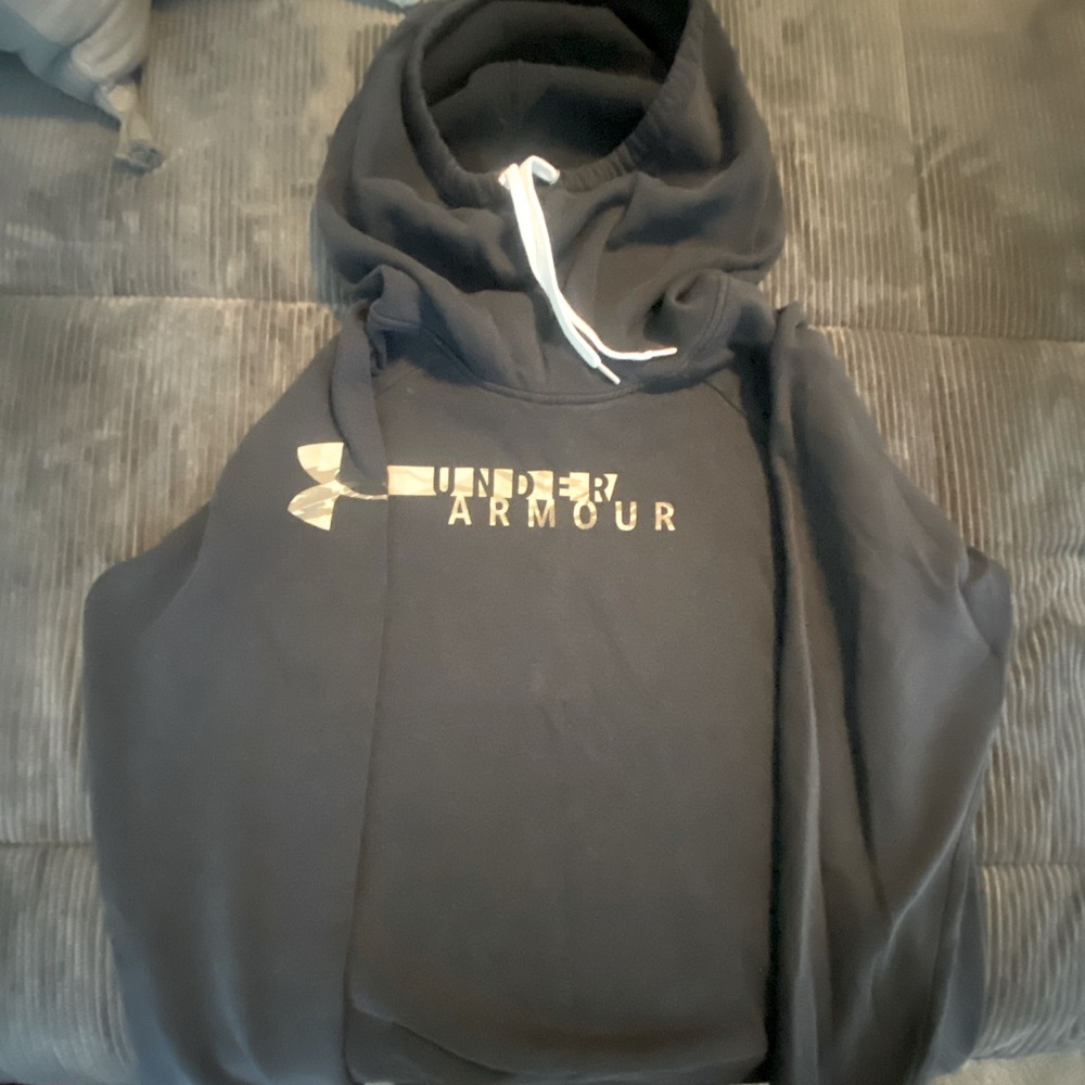 Women's Under Armour Fleece BLACK Camo Hoodie Loose Gear